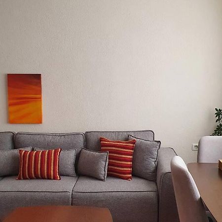 Cozy Apartment Near Ohrid Lake Pogradec Exterior photo